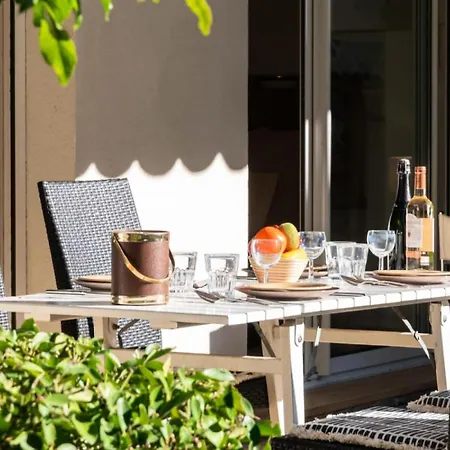Rez-de-jardin Croisette Face A La Plage, Garage - Rez-de-jardin Croisette Face A La Plage, Garage Mae-3083 Apartament Cannes