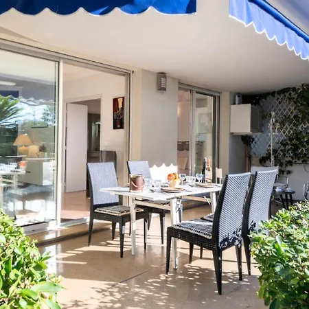 Rez-de-jardin Croisette Face A La Plage, Garage - Rez-de-jardin Croisette Face A La Plage, Garage Mae-3083 Cannes